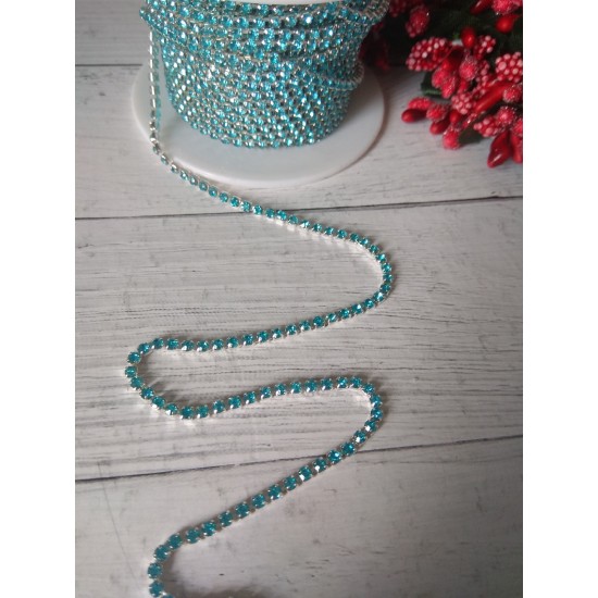 Нить стразовая стекло 2 мм SS6 голубая 8, цена за 50 см